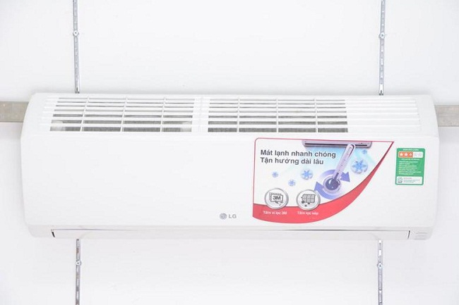 Máy lạnh LG có thiết kế đơn giản